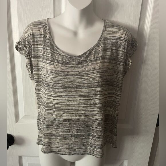 Women's cream / blk short sleeve shirt with sheer back - Picture 1 of 4